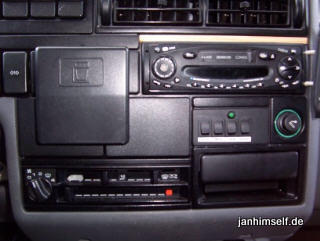 Schalter in T4 Mittelkonsole mit beleuchtetem Display